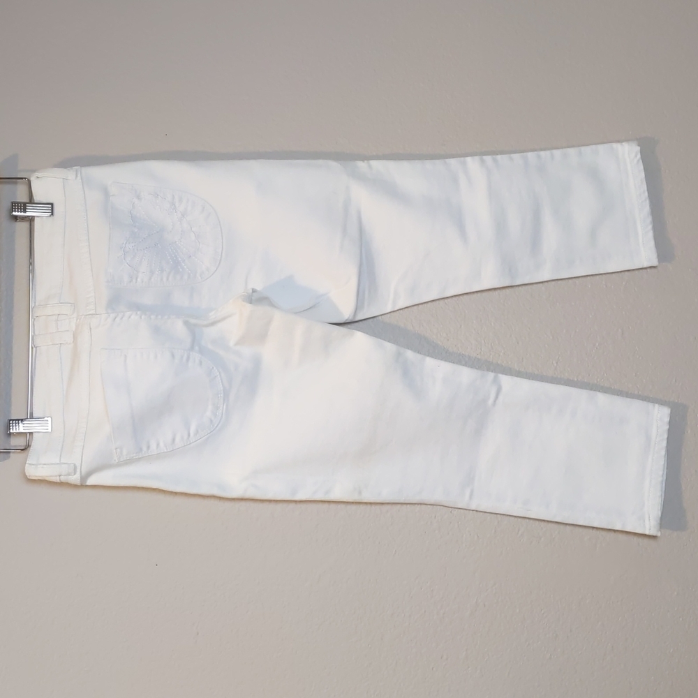 2.1 Denim Capris - Picture 2 of 5